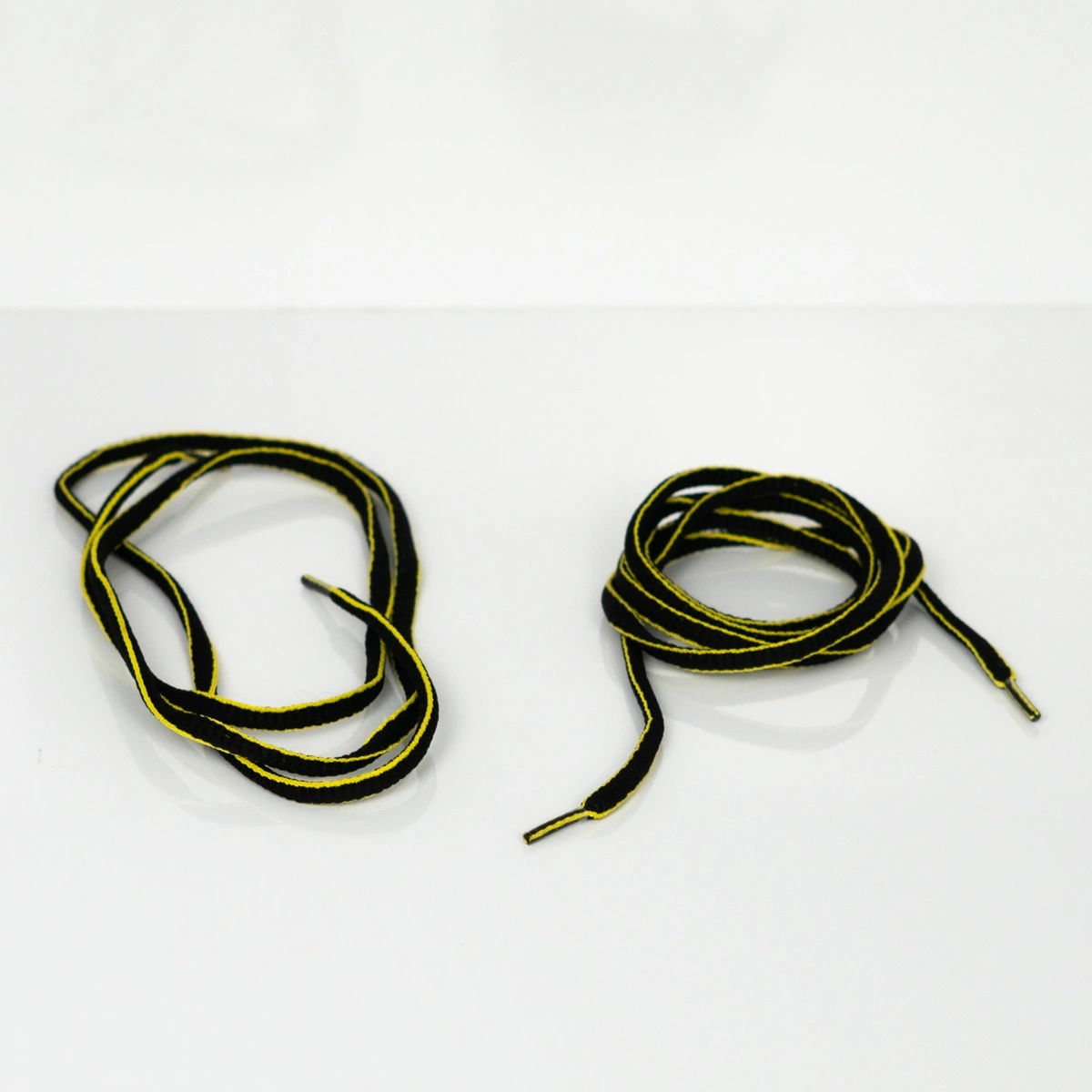 Par de Cadarço Redondo Bicolor 105cm para Tênis e Botas - Imagem 3